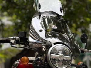 Image Prospec Windshield Extender for Super Meteor 650 – Clip-on – ER 810