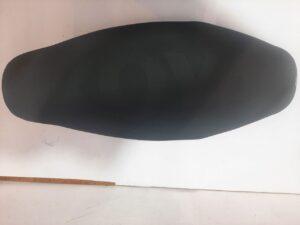 Сиденье черное Bench KXA00464