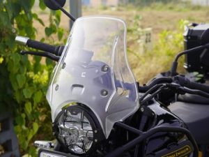 Image WANDERER Premium Touring Windshield for Himalayan 450 – Clear – Carbon Racing