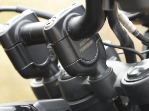 Image Moto Torque Himalayan 450 – Handlebar Risers