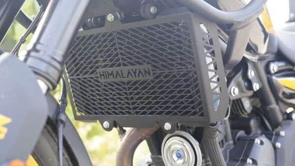 Image Carbon-Racing “CRISS CROSS” Aluminium Radiator Guard For Guerrilla 450 – Black