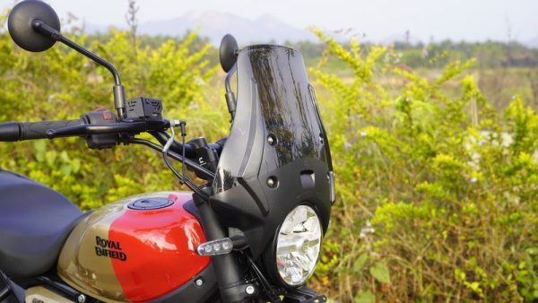 Image Carbon Racing “wanderer” Premium Touring Windshield For Guerrilla 450 – Smoked