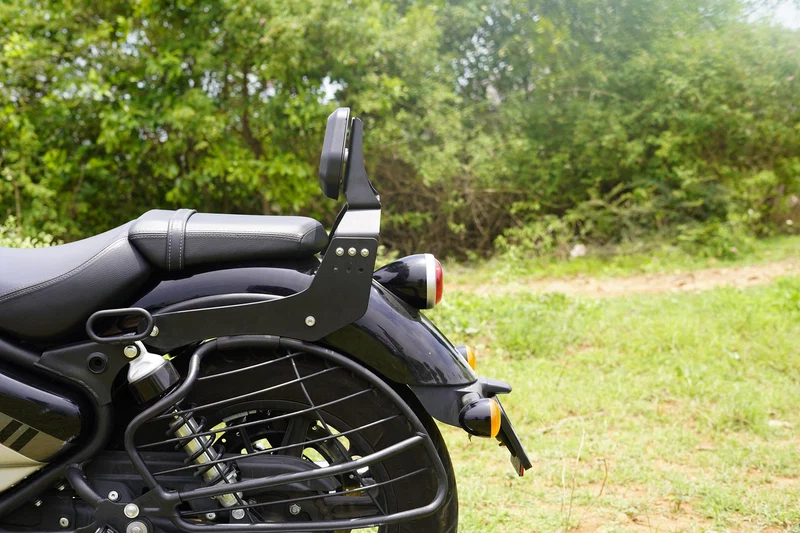 Carbon Racing “Rover” Backrest For Super Meteor 650 — изображение 2