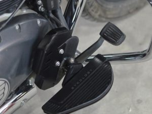 Image Super Meteor 650 Footboards