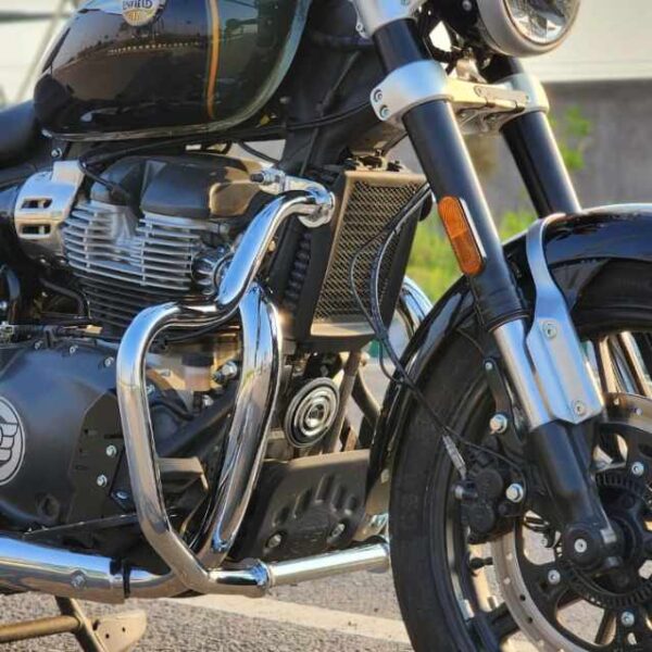Image Super Meteor 650 Engine Gaurd