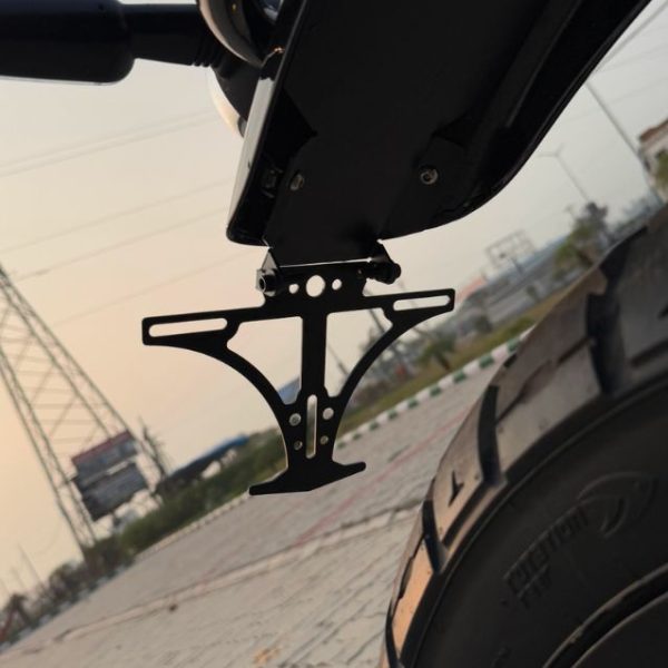 Image Royal Enfield bear 650 tail tidy