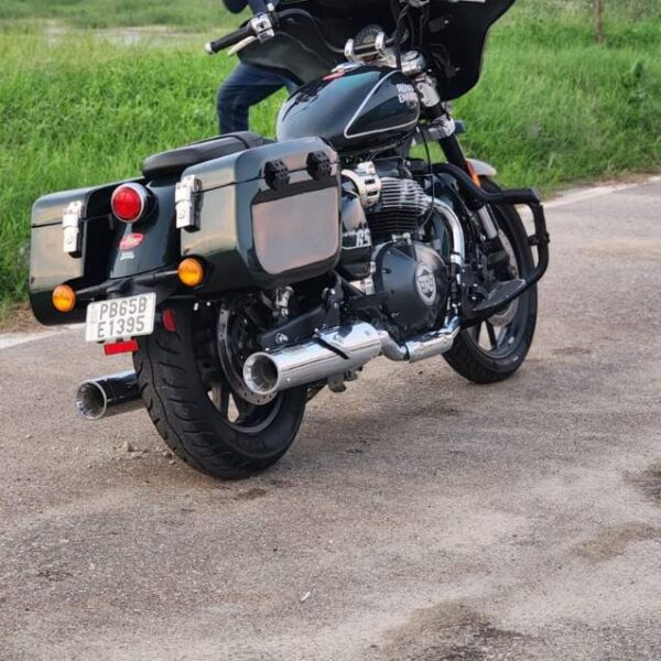 Image Super Meteor 650 Hard Panniers