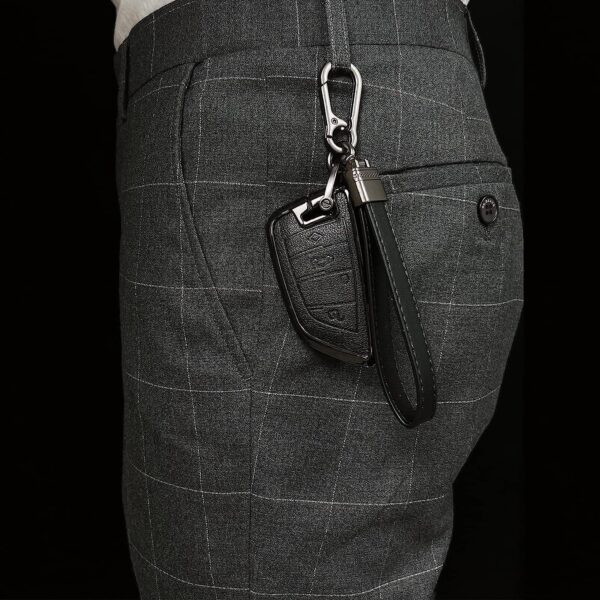 Image MAPLE Premium Leather & Metal Keychain and Keyring Compatible with Royal Enfield/Bullet (Black)