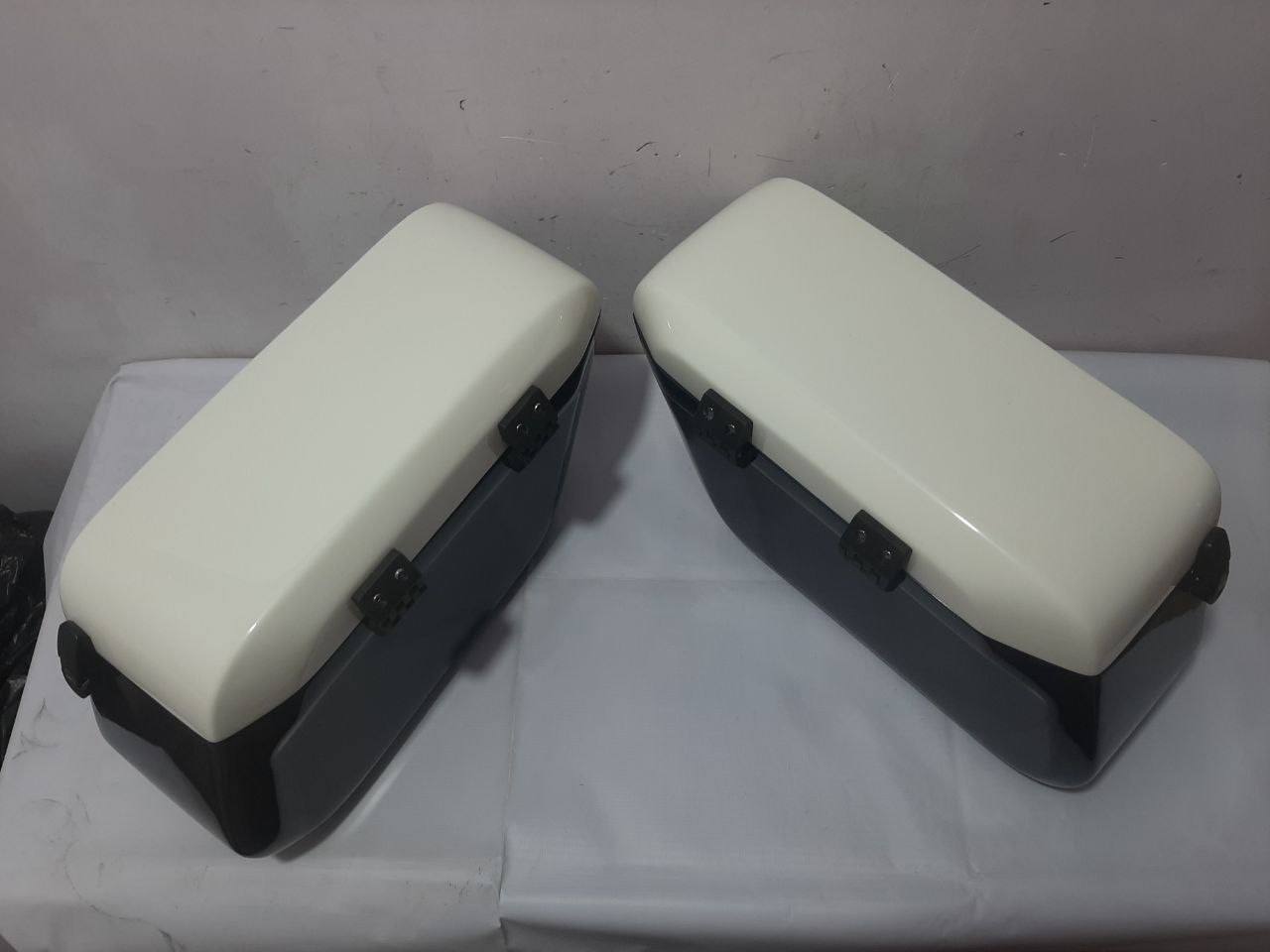 Super Meteor 650 Hard Panniers — изображение 10