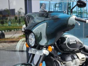 Image Super Meteor 650 Batwing Fairing