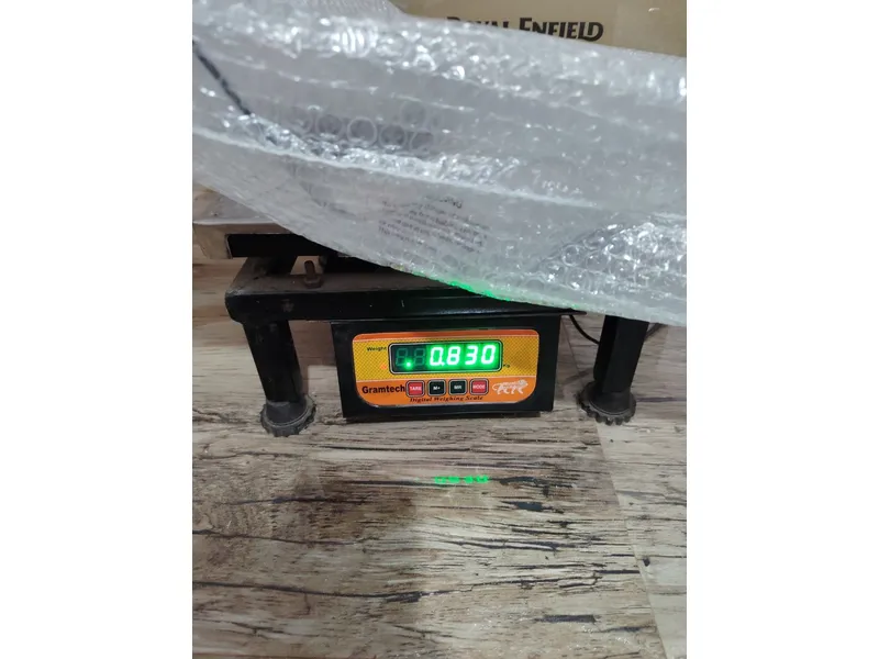Givi Specific Transparent Windscreen for Royal Enfield Himalayan 450-D9059ST — изображение 3