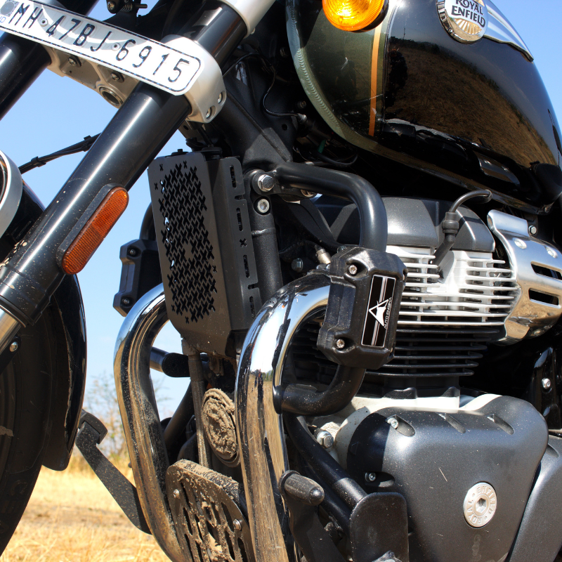Image Auto Engina Crash Guard for Royal Enfield Super Meteor 650 Black