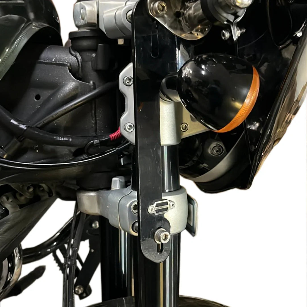 Image Super Meteor 650 - Batwing Fairing