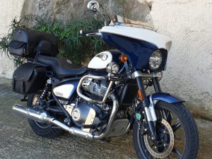 Super Meteor 650 - Batwing Fairing