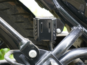 Image Auto Engina Rear Brake Oil Reservoir Cover for Royal Enfield Hunter 350