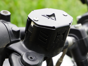 Image Auto Engina Front Brake Oil Reservoir Cover for Royal Enfield Hunter 350