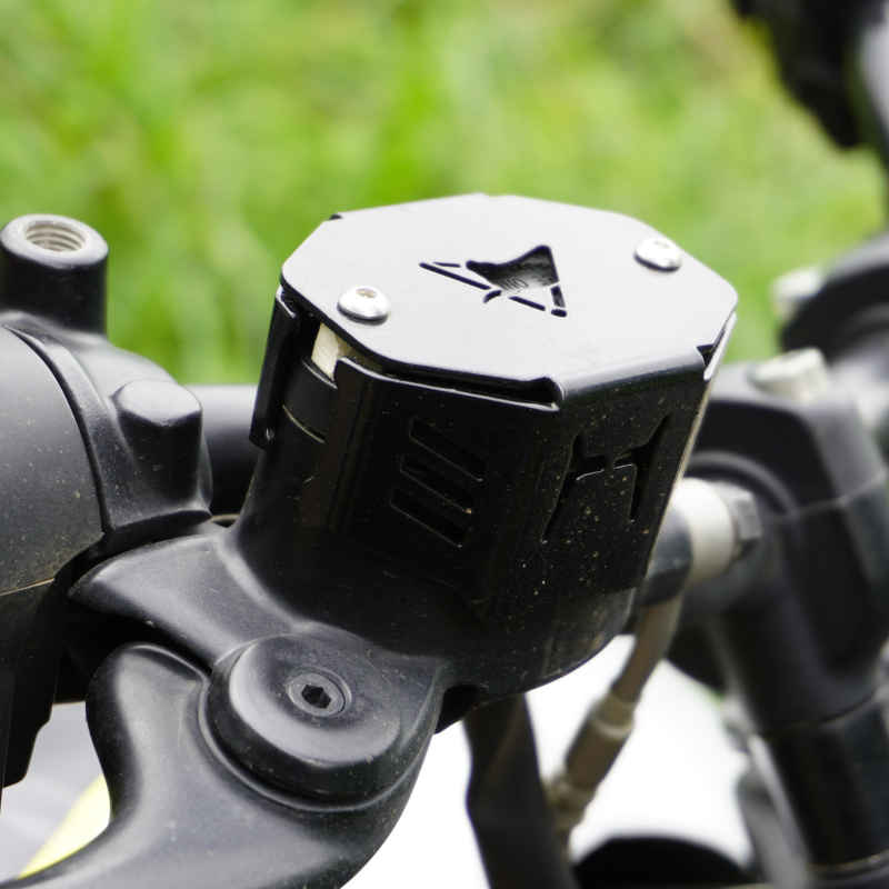 Image Auto Engina Front Brake Oil Reservoir Cover for Royal Enfield Hunter 350
