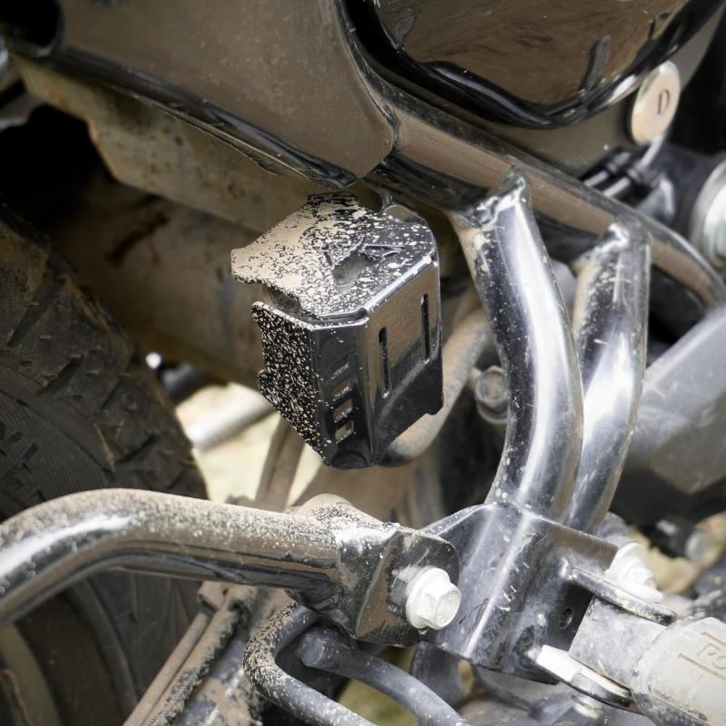 Image Auto Engina Rear Brake Oil Reservoir Cover for Royal Enfield Hunter 350