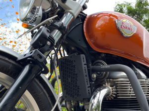 Image Auto Engina Radiator Guard for Royal Enfield Interceptor 650 Black