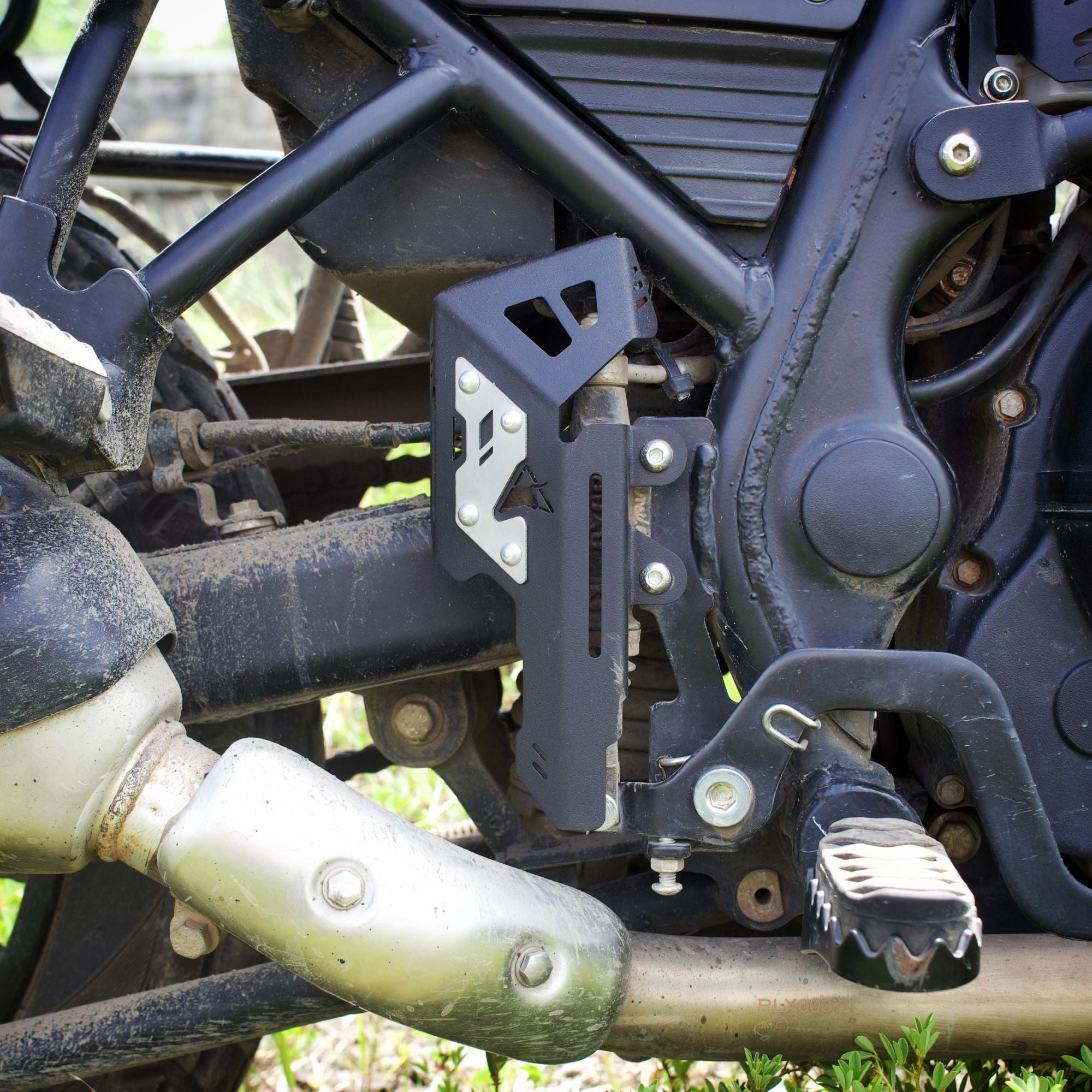 Image Auto Engina Master Cylinder Guard V.2.0 for Royal Enfield Himalayan 411