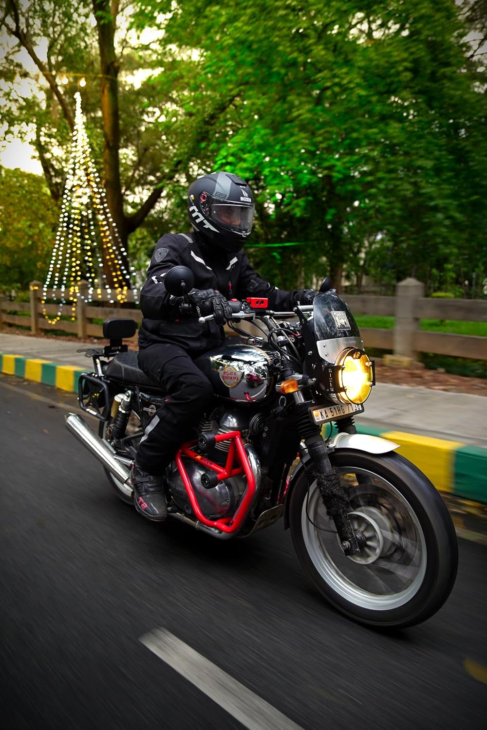 Image Bokovye ramki dlya Interceptor 650/Continental GT 650